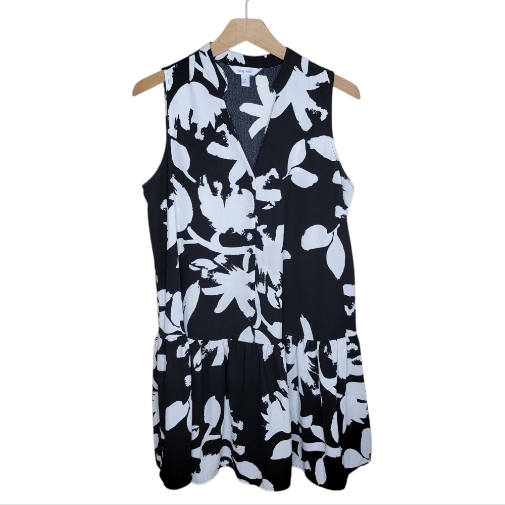 Nine West Black & White Floral Drop Waist Sleeveless Dress Size Medium